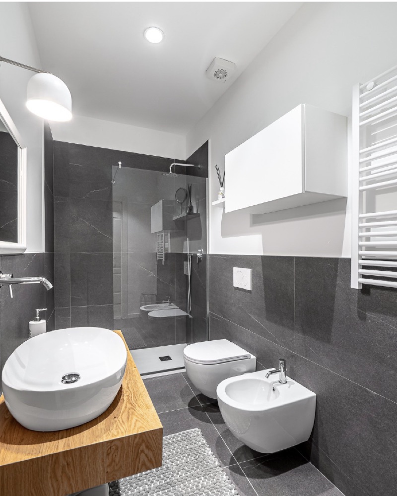 Bagno ristrutturato da Serenovation, consegnato